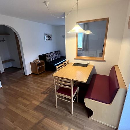 Appartements Wiesenheim ラズン・ディ・ソプラ エクステリア 写真