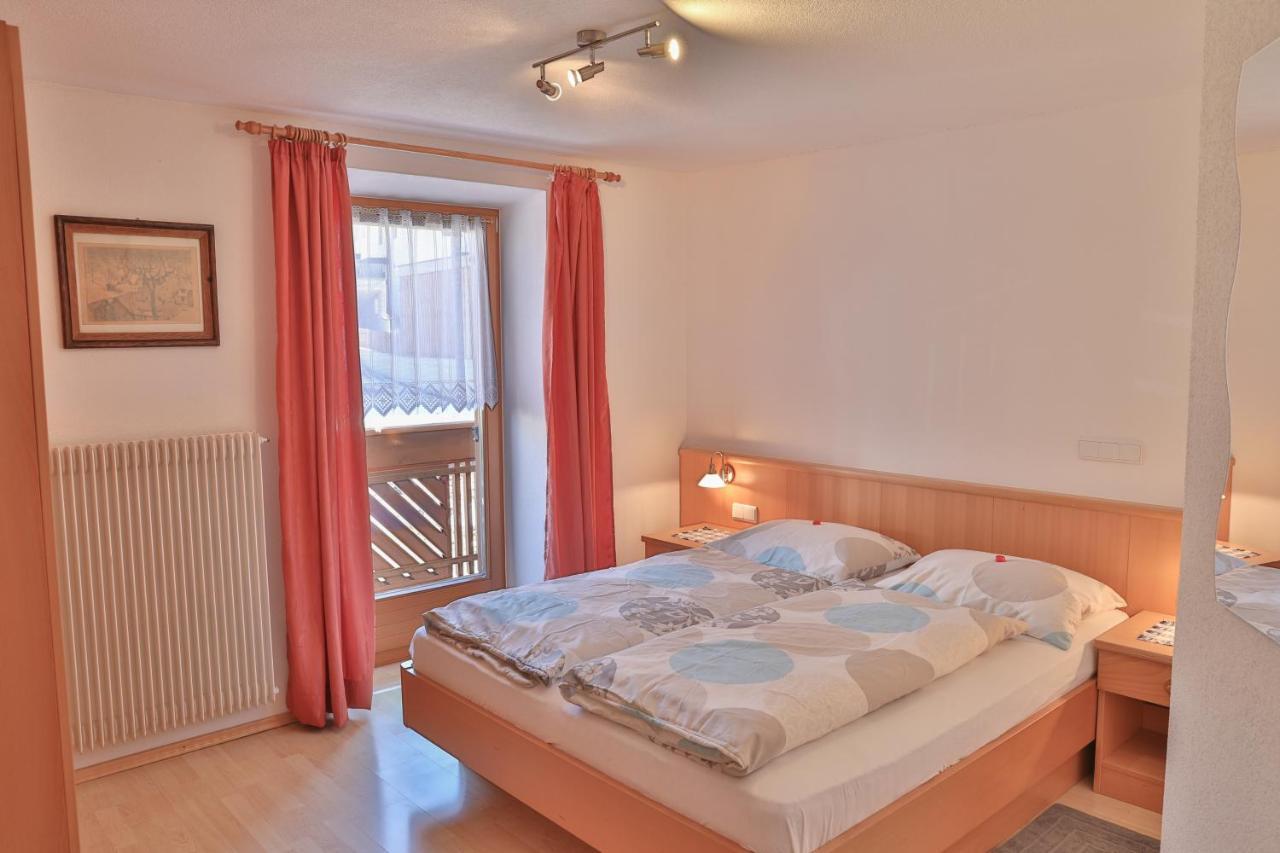 Appartements Wiesenheim ラズン・ディ・ソプラ エクステリア 写真