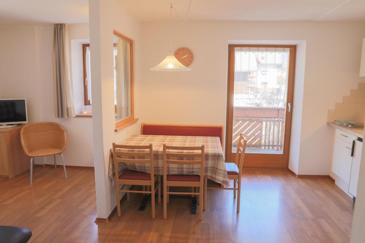 Appartements Wiesenheim ラズン・ディ・ソプラ エクステリア 写真
